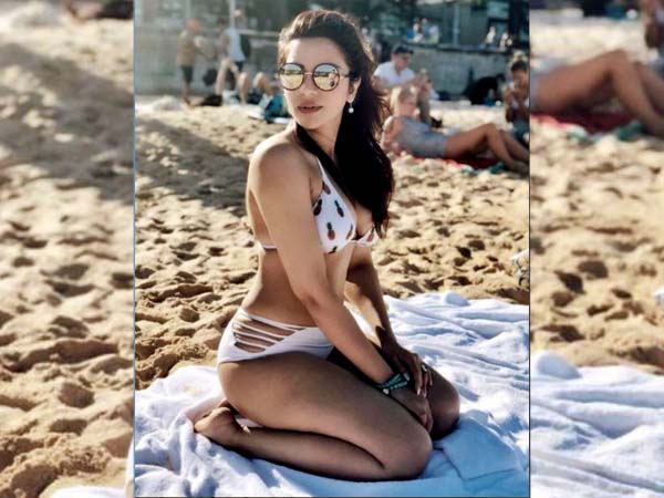 শরীরে 'কার্ভ' না থাকলে মহিলারা পকেটহীন জিনস-এর মতো! সৈকতে উষ্ণতা ছড়িয়ে বললেন শামা
