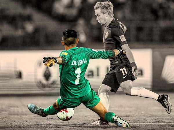 বিলেতে পাড়ি তরুণ ধীরজের, গোলদুর্গের নিচে তরুণ ভারতীয়কে মনে ধরেছে স্কটিশ ক্লাবের বিলেতে পাড়ি তরুণ ধীরজের, গোলদুর্গের নিচে তরুণ ভারতীয়কে মনে ধরেছে স্কটিশ ক্লাবের