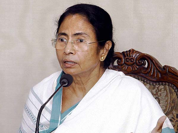পঞ্চায়েতের লক্ষ্যপূরণে নতুন ‘দল’ গড়ার ইঙ্গিত মমতার পঞ্চায়েতের লক্ষ্যপূরণে নতুন ‘দল’ গড়ার ইঙ্গিত মমতার