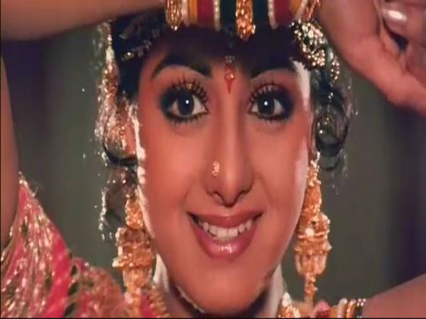 এল দেহ, ঘরে ফিরলেন দেশের প্রথম মহিলা সুপারস্টার অভিনেত্রী