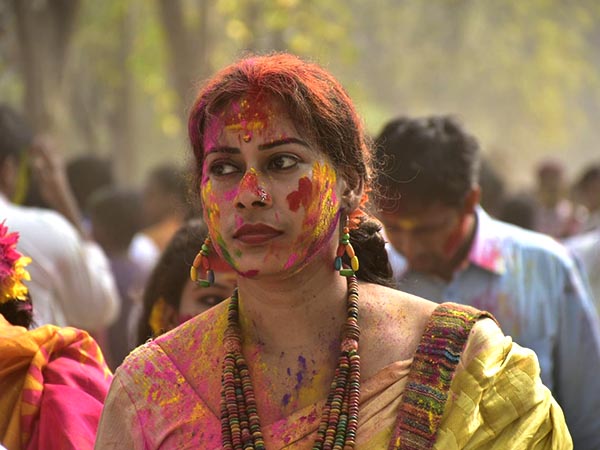 তুমি তারে চেয়ে দেখো তুমি তারে চেয়ে দেখো