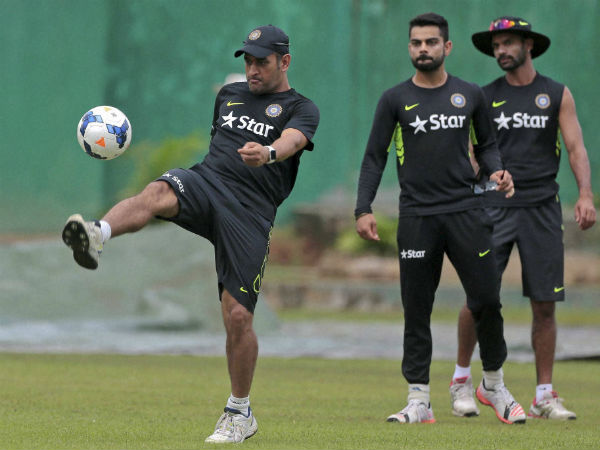 বিরাটকে দলে চাননি মহেন্দ্র সিং ধোনি, বিস্ফোরক প্রাক্তন জাতীয় নির্বাচক বিরাটকে দলে চাননি মহেন্দ্র সিং ধোনি, বিস্ফোরক প্রাক্তন জাতীয় নির্বাচক