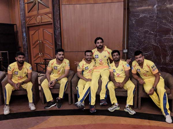 এ মরশুমে কোন দল আইপিএলে কী পরবেন,দেখে নিন এক ক্লিকে এ মরশুমে কোন দল আইপিএলে কী পরবেন,দেখে নিন এক ক্লিকে