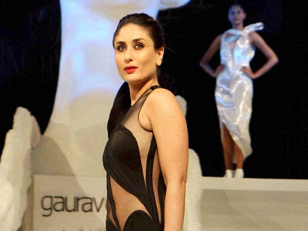 করিনা কাপুর করিনা কাপুর