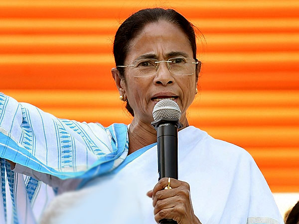 বেতন বাড়াচ্ছে মমতার সরকার, ভোটের আগে আরও ‘সুখবর’ এল শিক্ষকদের জন্য বেতন বাড়াচ্ছে মমতার সরকার, ভোটের আগে আরও ‘সুখবর’ এল শিক্ষকদের জন্য