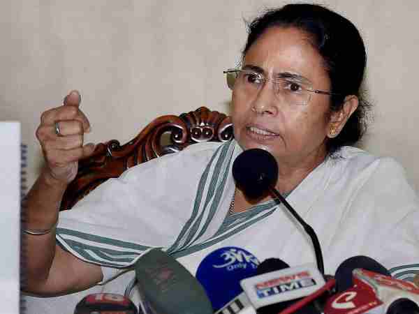 আর এক দক্ষিণী দলের সঙ্গে তৃতীয় ফ্রন্ট নিয়ে আলোচনা মমতার আর এক দক্ষিণী দলের সঙ্গে তৃতীয় ফ্রন্ট নিয়ে আলোচনা মমতার