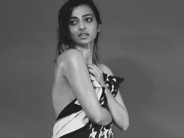 বিকিনিবাসে রাধিকা, ছবি নিয়ে সোশ্যাল মিডিয়ায় উপদেশের ছড়াছড়ি বিকিনিবাসে রাধিকা, ছবি নিয়ে সোশ্যাল মিডিয়ায় উপদেশের ছড়াছড়ি