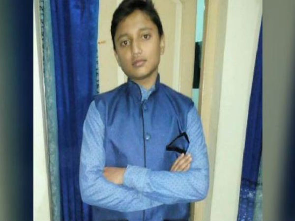 অ্যাম্বুল্যান্সে চিকিৎসকের বদলে এসি মেকানিক! কলকাতায় আসার পথে মাধ্যমিক পরীক্ষার্থীর মৃত্যু