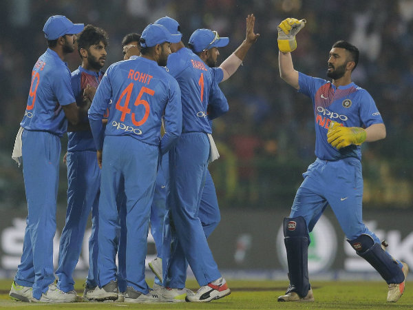 ট্রফি জেতা নিয়ে আত্মবিশ্বাসী রোহিতের ভারত ট্রফি জেতা নিয়ে আত্মবিশ্বাসী রোহিতের ভারত