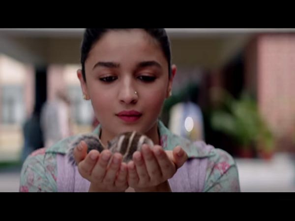 খোঁজ শুরু হয় সেই মহিলার! 