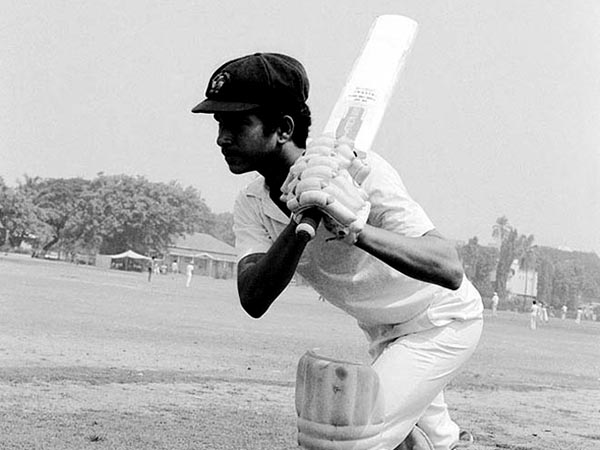 আচরেকরের কাছে সচিন 