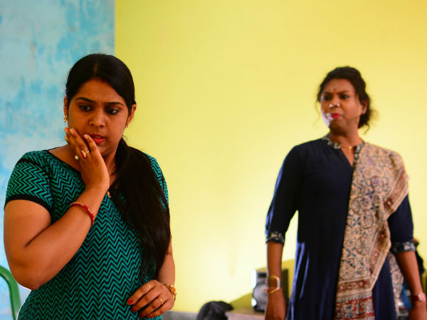 বদলে যাওয়া জীবন ক্যানভাসের কাহিনি, যার বার্তা দিচ্ছে তরুণ নাট্য দল খোঁজ 