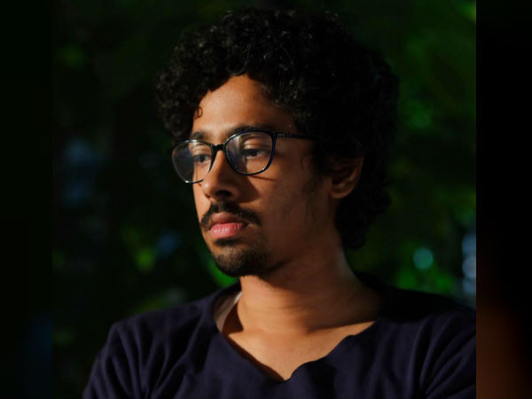 ওয়ানইন্ডিয়া: কৌশিক গঙ্গোপাধ্য়ায়ের এই ছবির স্ক্রিপ্ট নিয়ে কী বলবে? ওয়ানইন্ডিয়া: কৌশিক গঙ্গোপাধ্য়ায়ের এই ছবির স্ক্রিপ্ট নিয়ে কী বলবে?