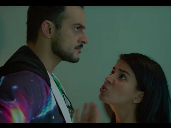 অভিনয় 