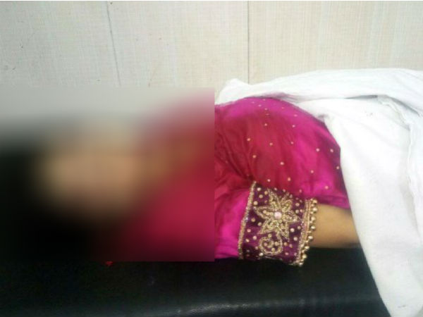 মর্মান্তিক! বিয়ে করে ফেরার পথে ডাকাতদের গুলিতে নিহত সদ্যবিবাহিতা, প্রশ্নে হাইওয়ে নিরাপত্তা মর্মান্তিক! বিয়ে করে ফেরার পথে ডাকাতদের গুলিতে নিহত সদ্যবিবাহিতা, প্রশ্নে হাইওয়ে নিরাপত্তা