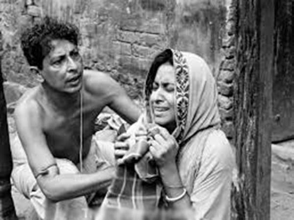 বিজয়ার গয়না বিক্রি