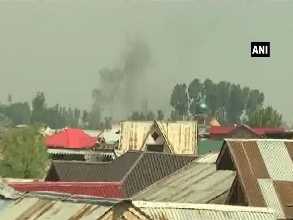 কাশ্মীরে সেনা-জঙ্গি সংঘর্ষে খতম সন্ত্রাসবাদীদের দল