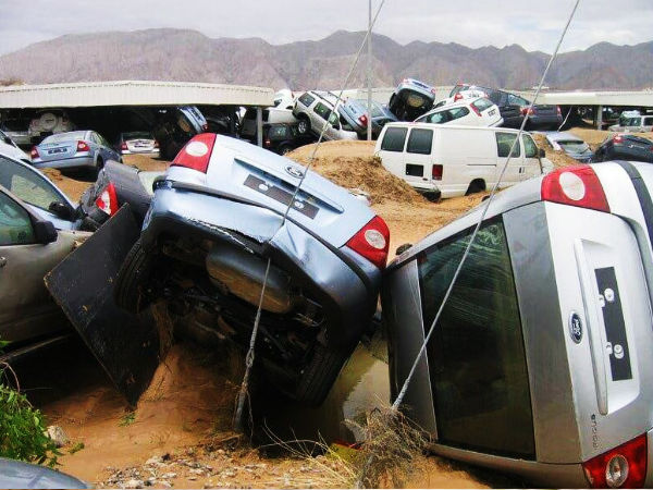 ওমানে মেকুনু-র দাপটে তিন বছরের বৃষ্টি এক দিনেই! ওমানে মেকুনু-র দাপটে তিন বছরের বৃষ্টি এক দিনেই!