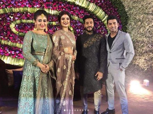 আমন্ত্রিতদের মধ্যে অঙ্কুর আমন্ত্রিতদের মধ্যে অঙ্কুর