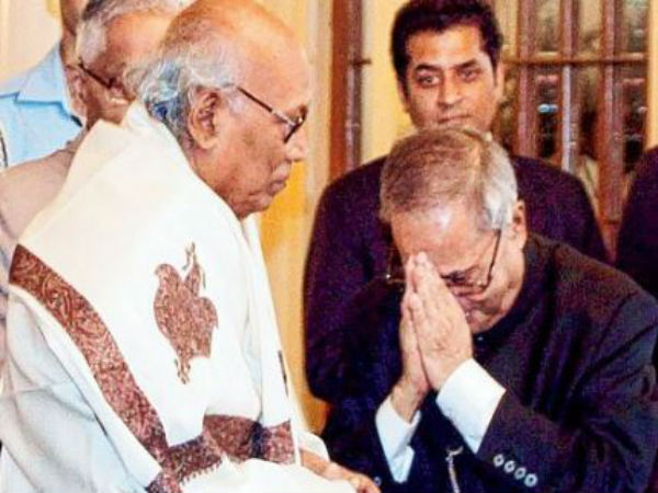 উন্নয়নের শঙ্খ বাদ্য শুনবেন না মমতার কেষ্ট! কবির কবিত্ব নিয়ে তুললেন প্রশ্ন