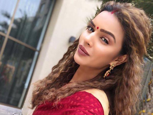 অভিনেত্রী আশকা 