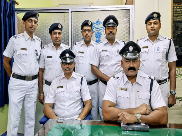 সিনেমা দেখেই কসবায় খুনের ছক শম্ভু ও তার সঙ্গীর! আর যা বলছে কলকাতা পুলিশ সিনেমা দেখেই কসবায় খুনের ছক শম্ভু ও তার সঙ্গীর! আর যা বলছে কলকাতা পুলিশ