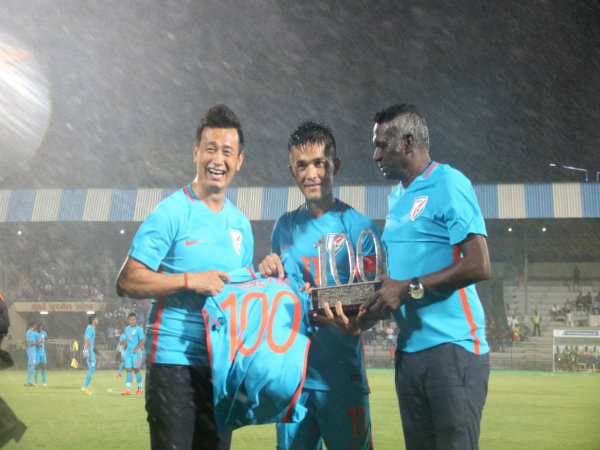 শততম ম্যাচে জোড়া গোল ছেত্রীর, কেনিয়াকে ৩-০ গোলে হারাল ভারত শততম ম্যাচে জোড়া গোল ছেত্রীর, কেনিয়াকে ৩-০ গোলে হারাল ভারত