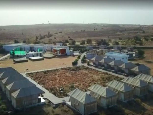 থর মরুভূমিতে বিলাসবহুল টেন্ট থর মরুভূমিতে বিলাসবহুল টেন্ট