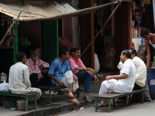 আড্ডায় লাগে 'টা'-ও