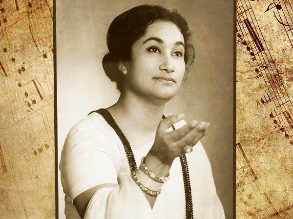 ফিরোজা বেগমের জন্মদিনে গুগলের শ্রদ্ধার্ঘ্য ফিরোজা বেগমের জন্মদিনে গুগলের শ্রদ্ধার্ঘ্য