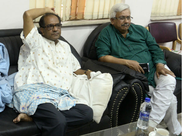 c৩০ ঘণ্টা পর ঘেরাও মুক্ত যাদবপুর বিশ্ববিদ্যালয়, তবে প্রবেশিকা-জট আরও জটিল 