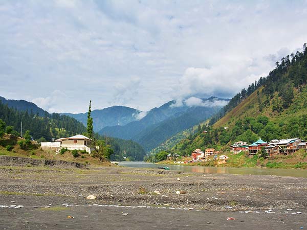 ছটপল ছটপল