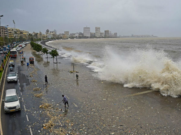 মুম্বই পেল সর্বোচ্চ জোয়ার মুম্বই পেল সর্বোচ্চ জোয়ার