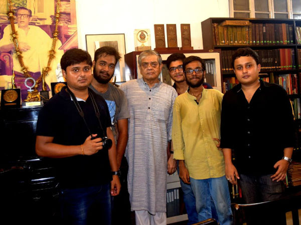 সন্দেশ এবার তথ্যচিত্রের পর্দায় সন্দেশ এবার তথ্যচিত্রের পর্দায়