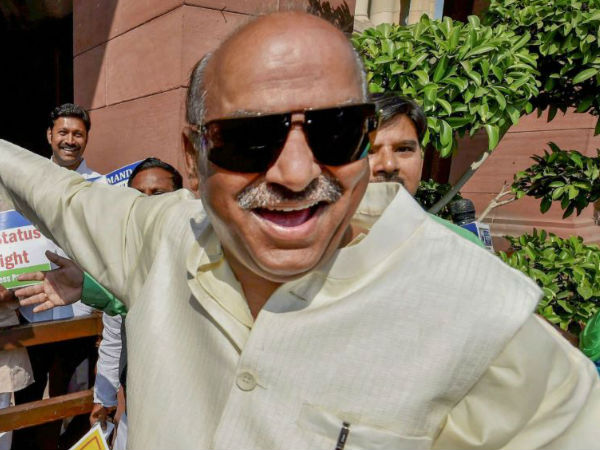 আস্থা ভোটে থাকবেন না টিডিপি-র এই অভিমানী সাংসদ আস্থা ভোটে থাকবেন না টিডিপি-র এই অভিমানী সাংসদ