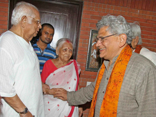 সিপিআইএম থেকে বিতাড়ন