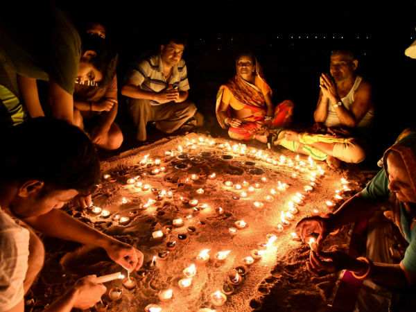 নেগেটিভ এনার্জি কাটাতে... নেগেটিভ এনার্জি কাটাতে...