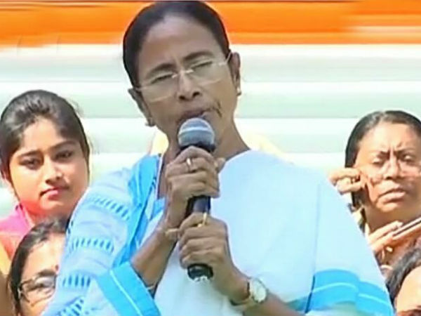 সভাপতি নয়, কমিটি
