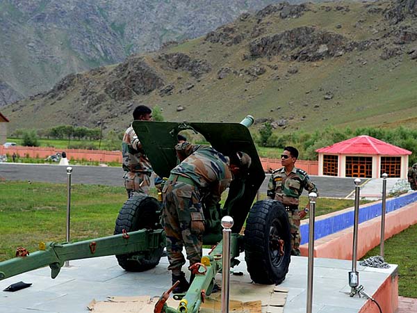 এরপর চলে লড়াই এরপর চলে লড়াই