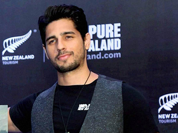 আসছে বায়োপিক আসছে বায়োপিক