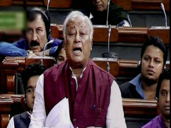 তৃণমূল সাংসদদের স্বাধীনতা খর্বের অভিযোগ