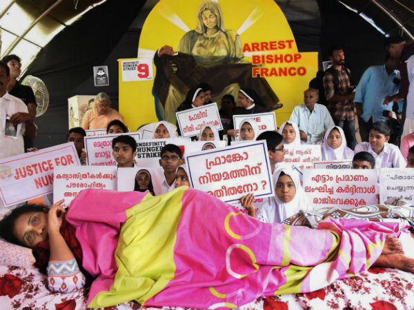 যাবতীয় প্রতিরোধ শেষ, সন্ন্যাসিনীর ধর্ষণকাণ্ডে অভিযুক্ত বিশপকে গ্রেফতার