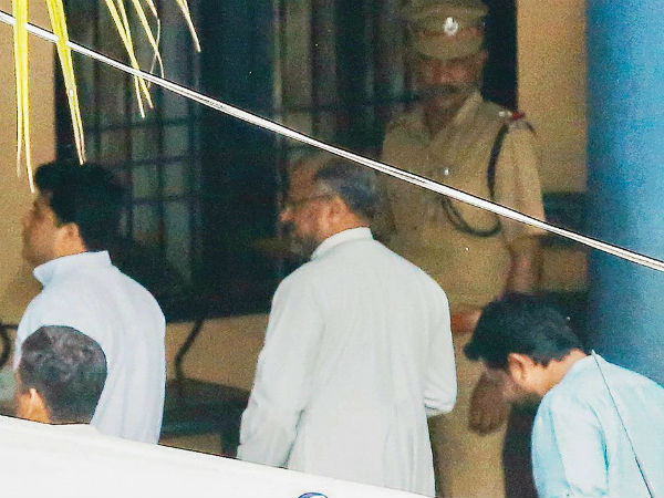 যাবতীয় প্রতিরোধ শেষ, সন্ন্যাসিনীর ধর্ষণকাণ্ডে অভিযুক্ত বিশপকে গ্রেফতার