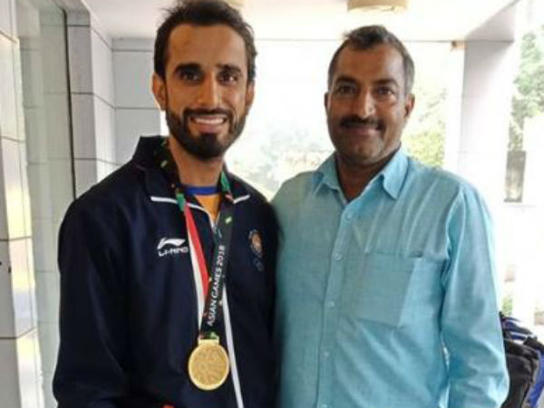 অমরিশ কুমার - মনজিত সিংয়ের কোচ