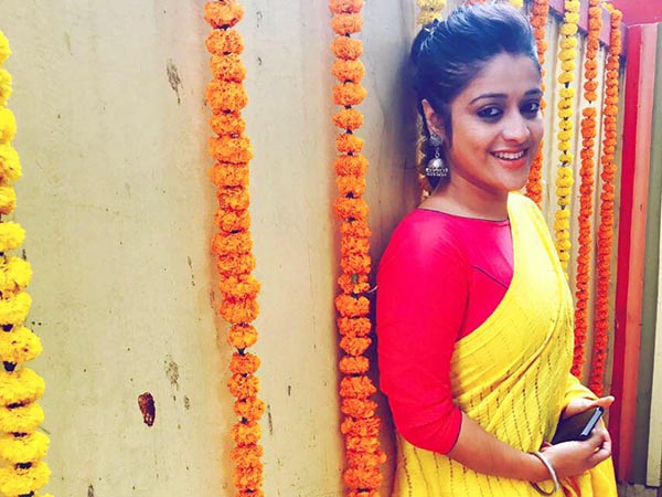 পুজোর শপিং কতদূর? পুজোর শপিং কতদূর?