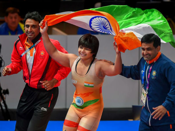 সাহায্য না করে এখন সংবর্ধনা! মুখ্যমন্ত্রীর বিরুদ্ধে ক্ষোভ উগরে দিলেন পদকজয়ী কুস্তিগীর সাহায্য না করে এখন সংবর্ধনা! মুখ্যমন্ত্রীর বিরুদ্ধে ক্ষোভ উগরে দিলেন পদকজয়ী কুস্তিগীর