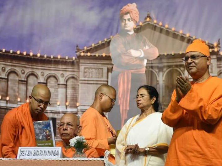 কাকে ভয়, কীসের ভয়! মোদীকে শিকাগো-তোপ মমতার