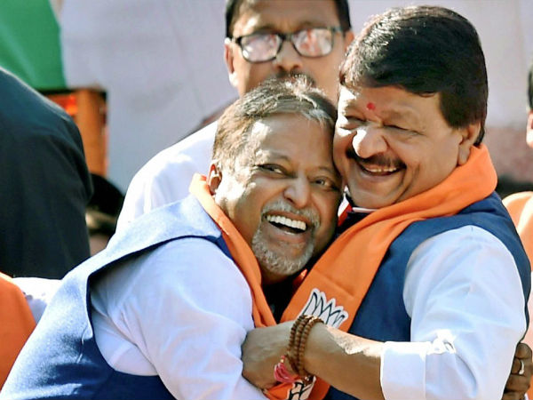 বিজেপিকে ধাক্কা দিয়ে ফের ফিরছেন তৃণমূলে! প্রশ্ন শুনে ‘অবাক’ মুকুল রায় যা বললেন বিজেপিকে ধাক্কা দিয়ে ফের ফিরছেন তৃণমূলে! প্রশ্ন শুনে ‘অবাক’ মুকুল রায় যা বললেন