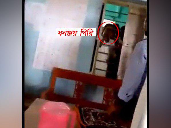 নিস্ক্রিয় পুলিশ-প্রশাসন, বাড়ছে আতঙ্কের পরিবেশ 