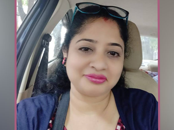 সঙ্গীতা দি, ছোটবেলা কোথায় কেটেছে তোমার? 